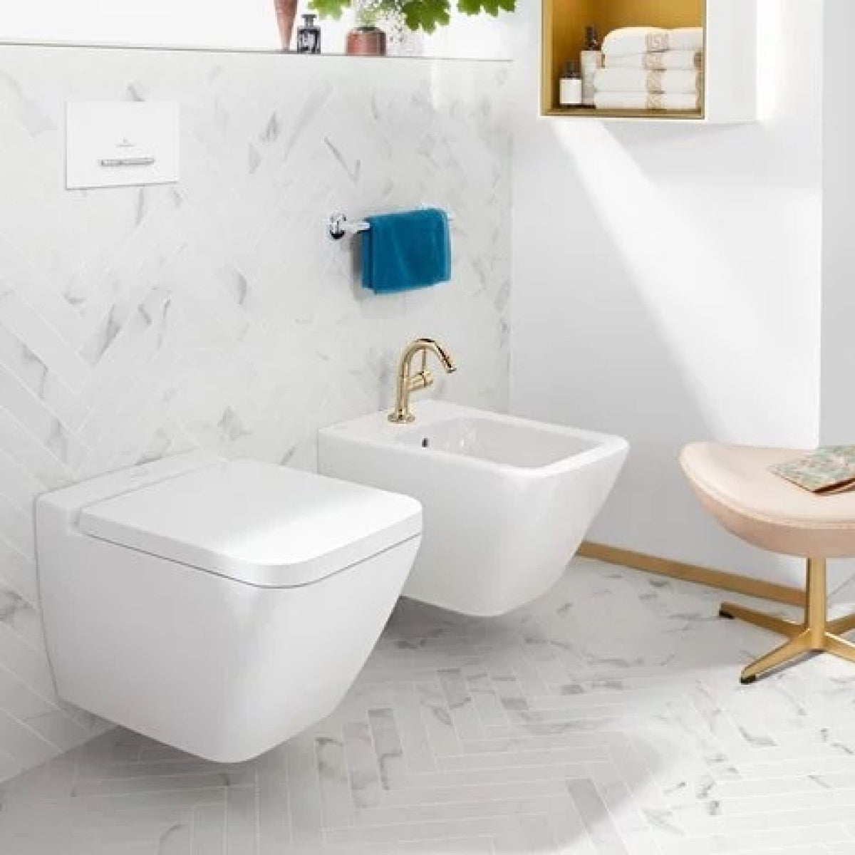 4664R0R1 Villeroy & Boch Finion CeramicPlus viseča brezrobna WC školjka