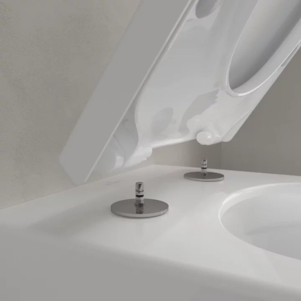 4670T0R1 Villeroy & Boch Subway 3.0 CeramicPlus TwistFlush viseča brezrobna WC školjka