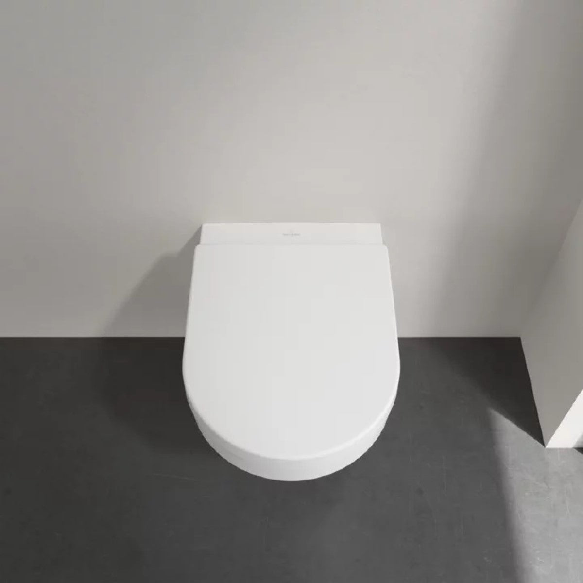 4694HRR1 Villeroy & Boch Architectura Combi-Pack CeramicPlus viseča brezrobna WC školjka z WC desko s počasnim zapiranjem