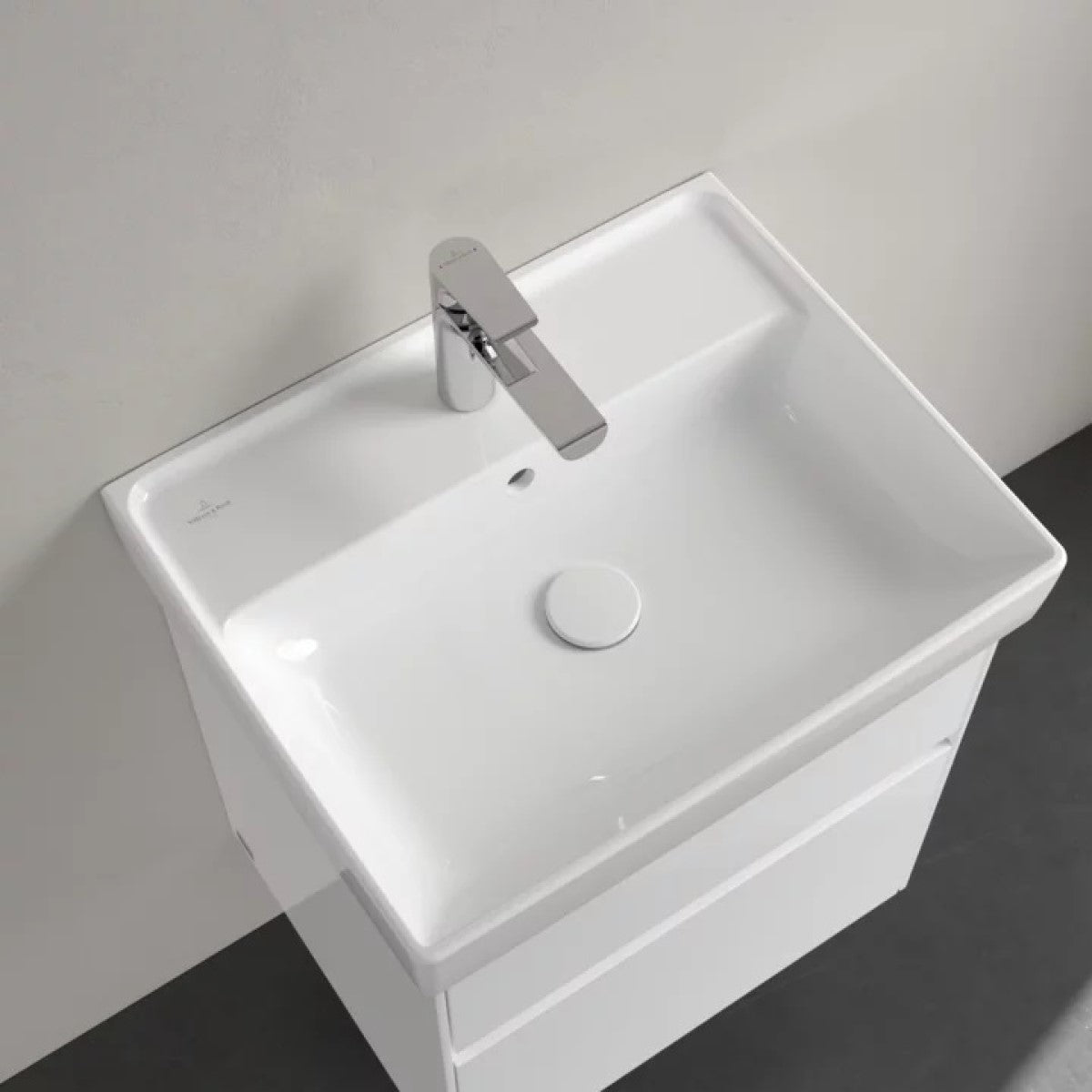 4A3355R1 Villeroy & Boch Collaro CeramicPlus 55 x 44 cm keramični umivalnik z odprtino za armaturo