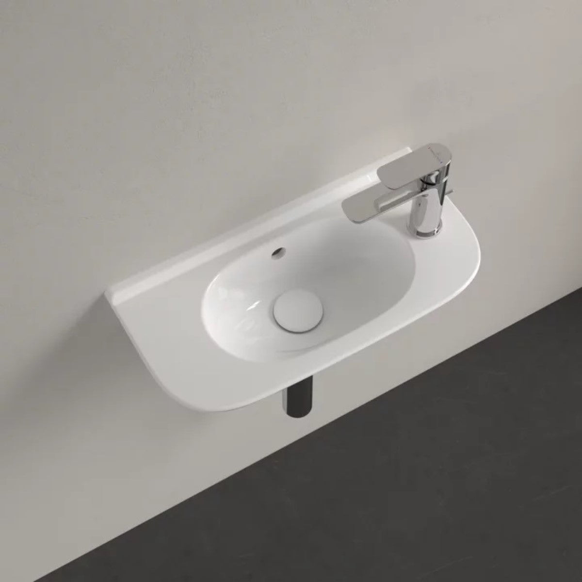 536153R1 Villeroy & Boch O.Novo Compact CeramicPlus 50 x 25 cm keramični umivalnik desna izvedba