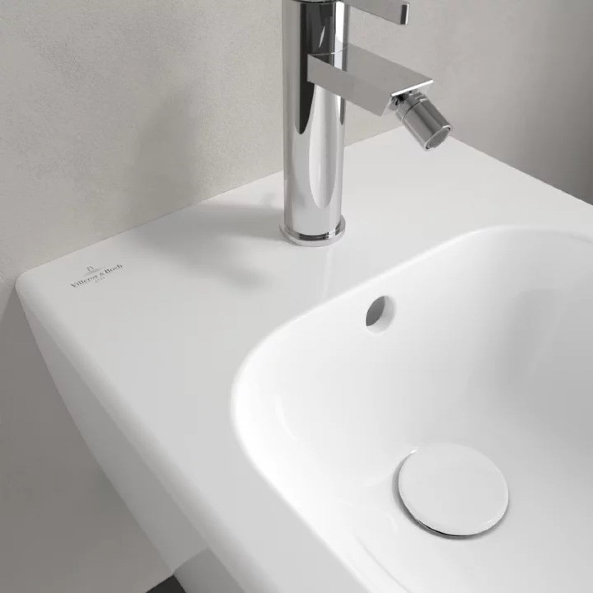 54050001 Villeroy & Boch Avento 37 x 53 cm viseči bide