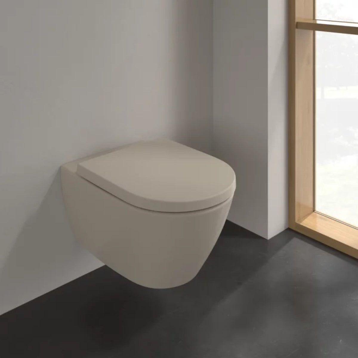 5614R0AM Villeroy & Boch Subway 2.0 CeramicPlus viseča WC školjka