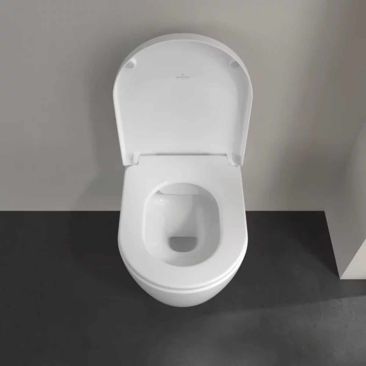 5656HR01 Villeroy & Boch Avento Combi-Pack viseča WC školjka z WC desko s počasnim zapiranjem