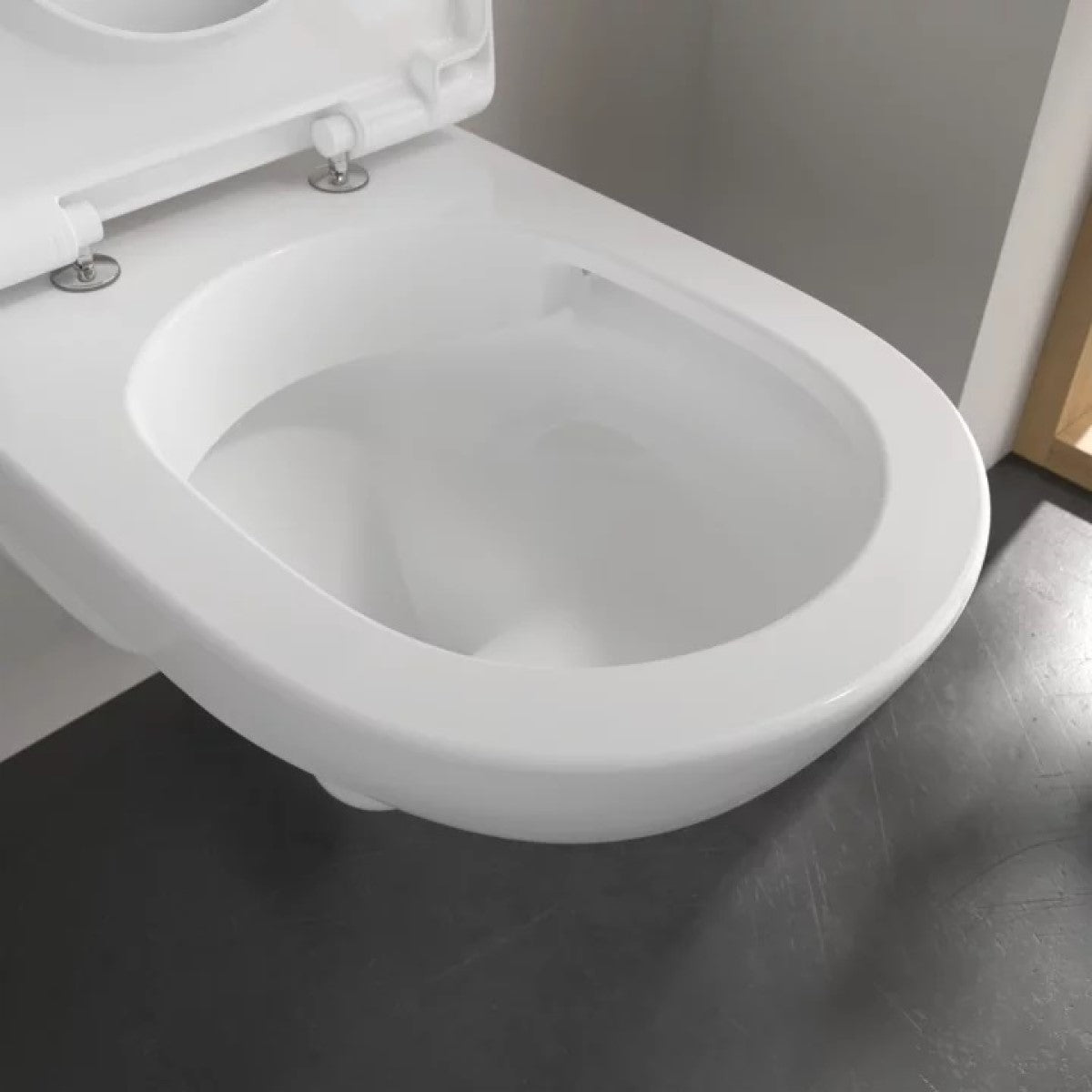 5660R0T2 Villeroy & Boch O.novo CeramicPlus viseča brezrobna WC školjka