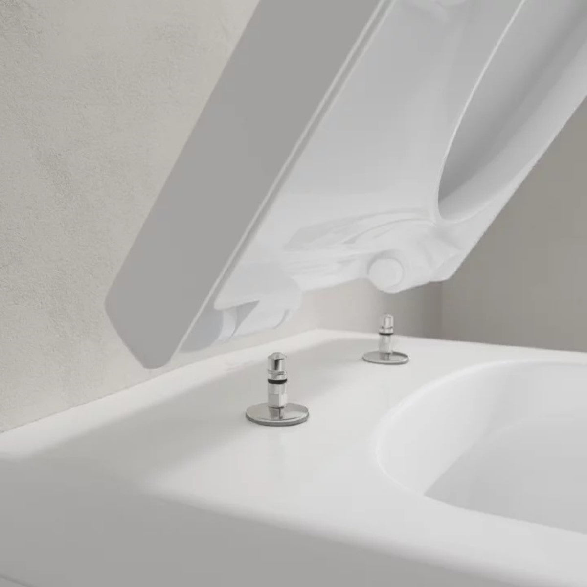 5684R001 Villeroy & Boch Architectura viseča brezrobna WC školjka