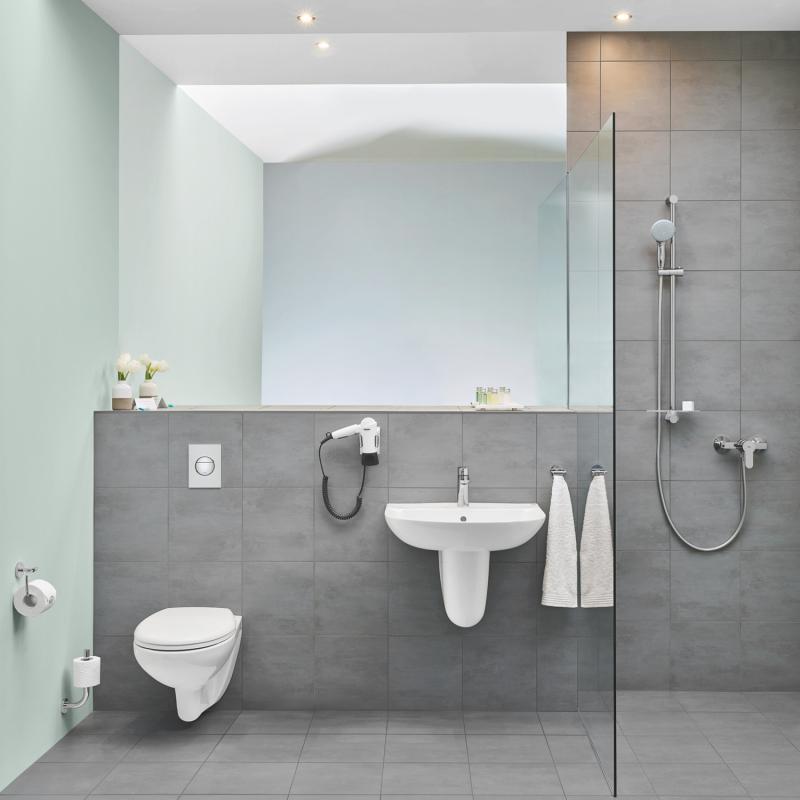 39427000 Grohe Bau Ceramic viseča brezrobna WC školjka