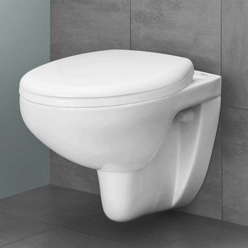 39351000 Grohe Bau Ceramic viseča brezrobna WC školjka z WC desko s počasnim zapiranjem