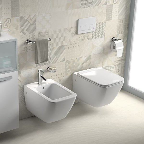 H8204230000001 Jika Pure viseča WC školjka