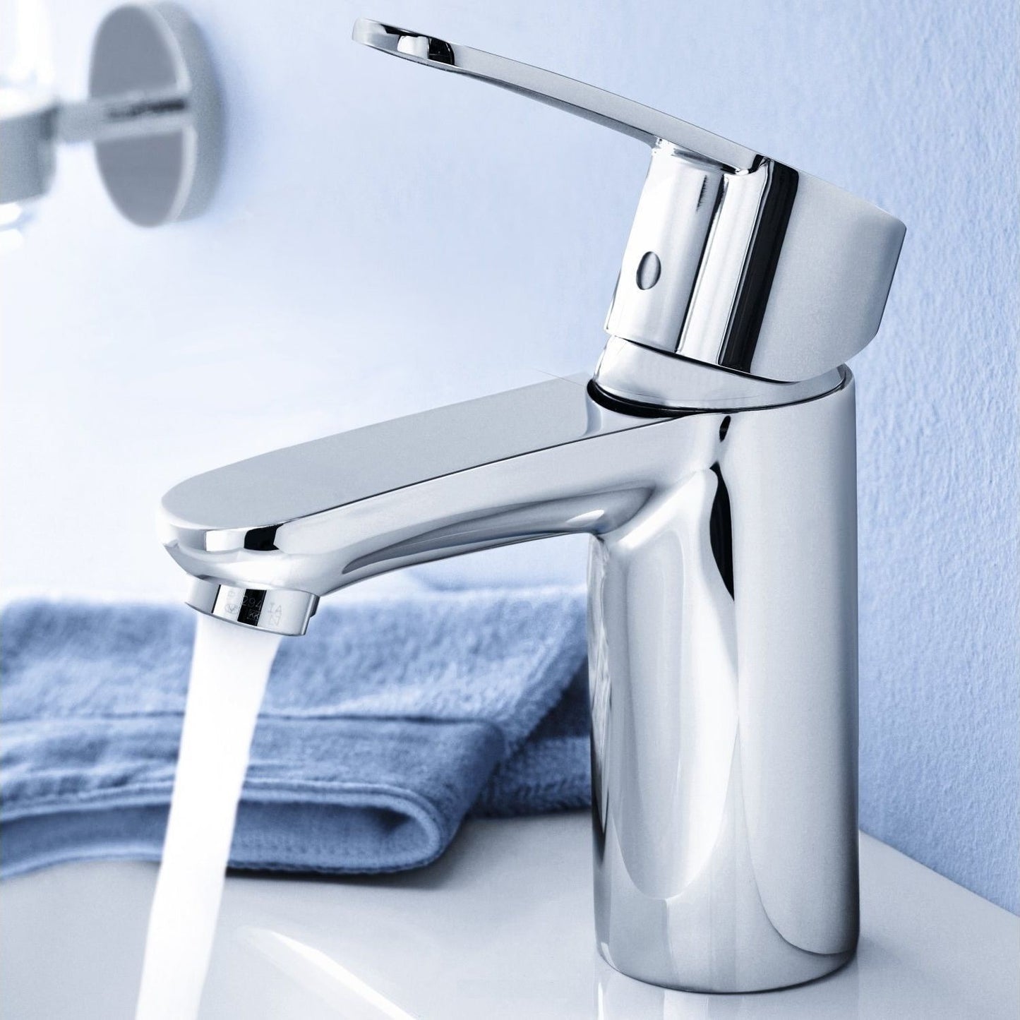 3246820E Grohe Eurostyle Cosmopolitan armatura za umivalnik