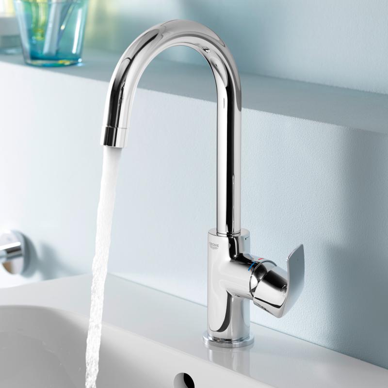 Armature za umivalnike — 23537002 Grohe Eurosmart New visoka vrtljiva armatura za umivalnik | SAN-KERAMIKA.SI