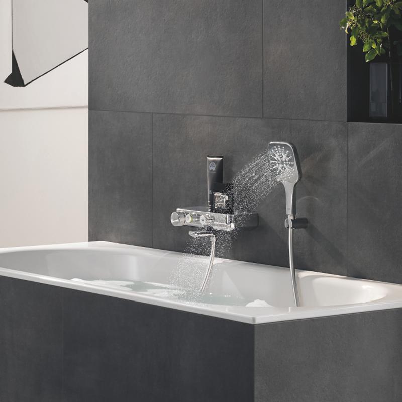 Tuš ročke — 26582000 Grohe Rainshower SmartActive Cube 130 tuš ročka 3 funkcije | SAN-KERAMIKA.SI